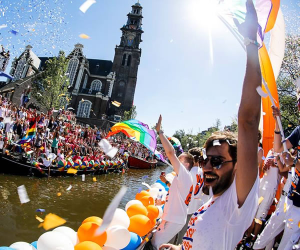 Петар Стојковиќ на Парадата на гордоста во Амстердам 2013